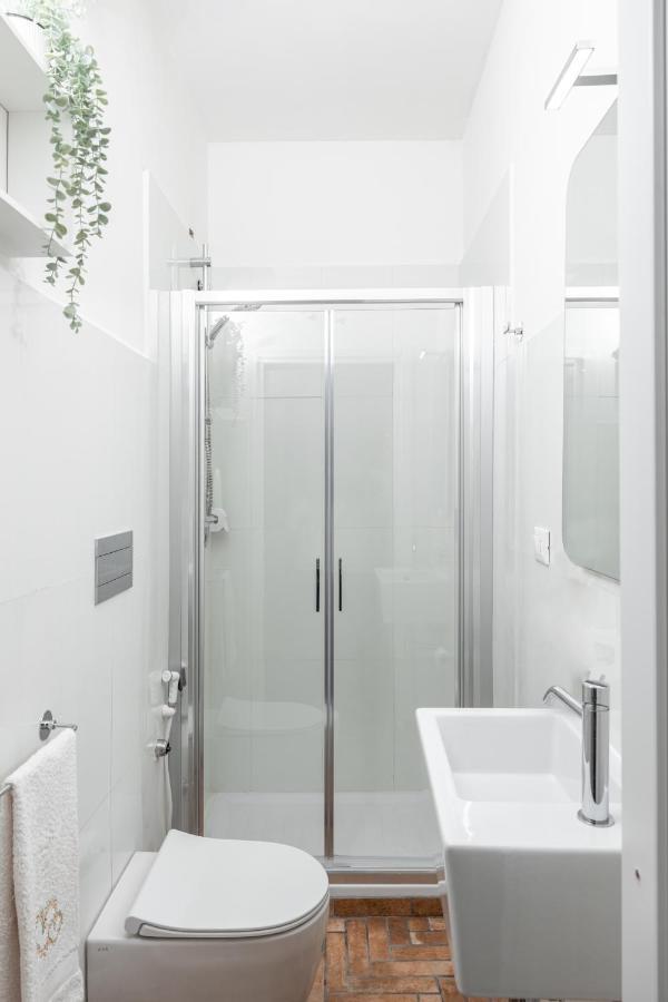 Emperooms Guest House Rome Bagian luar foto