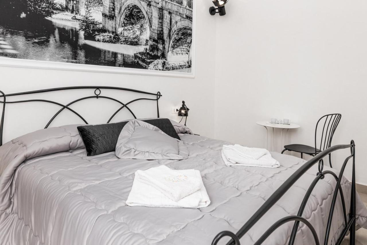 Emperooms Guest House Rome Bagian luar foto
